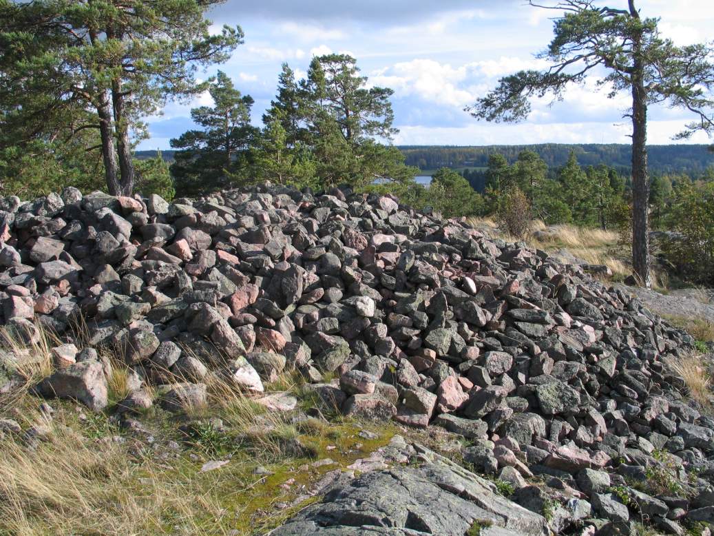 Kuva: Kasbergetin röykkiö Kaisa Lehtonen 29.9.2005
